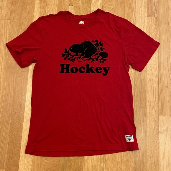 Roots Athletic Womens Red Tee Shirt w Black Flocked Roots Logo w Hockey / Size M - Picture 4 of 12